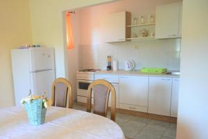 Fotografie z fotogalerie ubytování Apartments by the sea Poljica, Trogir - 10237 v destinaci Marina