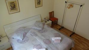 Posteľ alebo postele v izbe v ubytovaní Apartment Orebic 10097a