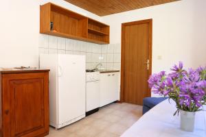 Zdjęcie z galerii obiektu Secluded fisherman's cottage Cove Bacva, Korcula - 9475 w Korčuli