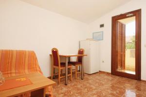 Posedenie v ubytovaní Apartments with parking spaces Orebic, Peljesac - 10075
