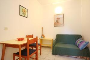 Posedenie v ubytovaní Apartments with parking spaces Orebic, Peljesac - 10075