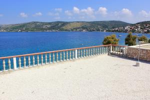 Fotografia z galérie ubytovania Apartment Razanj 10318a v Rogoznici + 21 fotografií