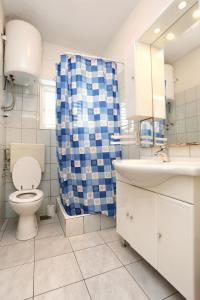 Koupelna v ubytování Apartments with parking spaces Orebic, Peljesac - 10102