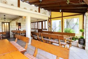 Posedenie v ubytovaní Holiday house with a parking space Zrnovo, Korcula - 10030