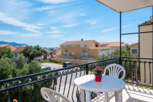 Fotografie z fotogalerie ubytování Apartments with a parking space Orebic, Peljesac - 10160 v destinaci Orebić