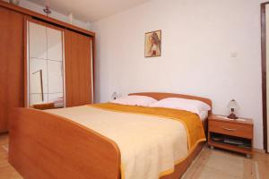 Posteľ alebo postele v izbe v ubytovaní Holiday house with a parking space Orebic, Peljesac - 10165