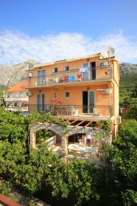 Fotografia z galérie ubytovania Apartments with a parking space Orebic, Peljesac - 10194 v destinácii Orebić