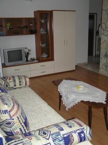 Fotografie z fotogalerie ubytování Apartments with a parking space Orebic, Peljesac - 10096 v destinaci Orebić