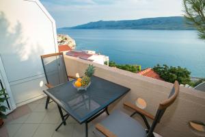 Fotografia z galérie ubytovania Apartments by the sea Zubovici, Pag - 9678 v destinácii Zubovići