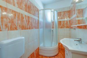 Kúpeľňa v ubytovaní Rooms with a parking space Mali Losinj (Losinj) - 9681