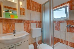 Kúpeľňa v ubytovaní Rooms with a parking space Mali Losinj (Losinj) - 9681