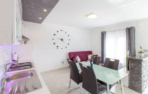 Fotografie z fotogalerie ubytování Apartments with a parking space Podstrana, Split - 11699 v destinaci Podstrana