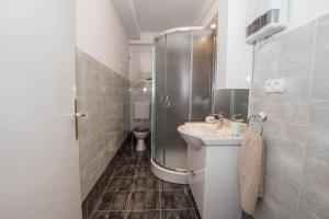 Fotografie z fotogalerie ubytování Apartments by the sea Trogir - 11760 v Trogiru