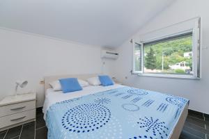 Fotografie z fotogalerie ubytování Apartments with a parking space Podaca, Makarska - 11748 v destinaci Podaca