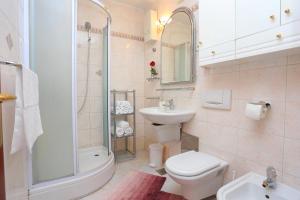 Fotografie z fotogalerie ubytování Apartments with WiFi Split - 11783 ve Splitu