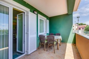 Balkón alebo terasa v ubytovaní Apartments and rooms by the sea Nerezine, Losinj - 11815