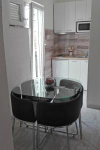 Fotografia z galérie ubytovania Apartments with WiFi Novi Vinodolski - 11839 v Novom Vindolskom