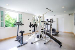 Fitness centrum a/nebo fitness zařízení v ubytování Chateau de Khaoyai Hotel & Resort