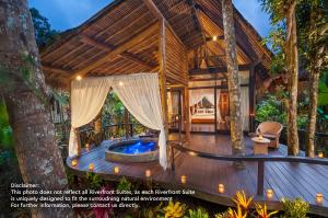 Bazén v ubytování Fivelements Retreat Bali nebo v jeho okolí