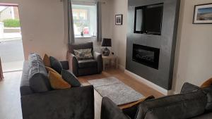 Posezení v ubytování Fabulous Belmullet Townhouse