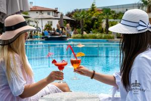 Nápoje v ubytování Cristiani Hotel Sozopol