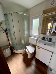 Kúpeľňa v ubytovaní ZEN MURTER Mobil home