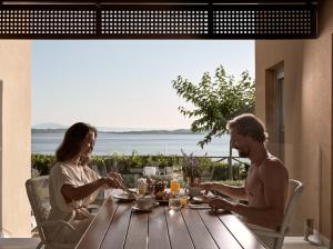 A restaurant or other place to eat at Eagles Villas - Small Luxury Hotels of The World