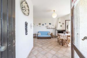 Posedenie v ubytovaní Stintino sea front apartments B