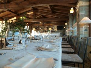 Restoran ili drugo mesto za obedovanje u objektu Residenza di Rocca Romana Holiday Home