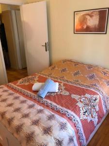 Zdjęcie z galerii obiektu Artistic Apartment w Atenach