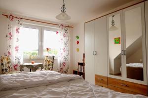 Postel nebo postele na pokoji v ubytování Ferienwohnung Mechernich-Eifel