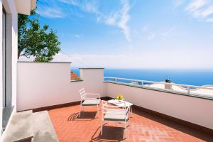 Vue générale sur la mer ou vue sur la mer prise depuis le B&B/chambre d'hôtes