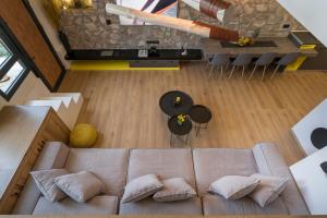 A seating area at Skins Concept Boutique Apartment