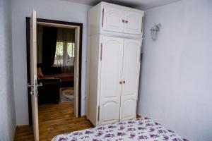 Postel nebo postele na pokoji v ubytování Kućerak Sofija