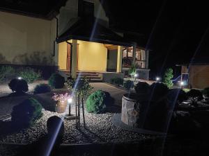 Vonkajšia záhrada v ubytovaní Agroturystyka Żubrówka