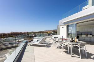 Balkón nebo terasa v ubytování Deluxe Apartment in Costa Adeje