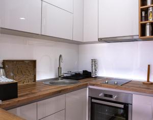 Gallery image of Apartment Lanterna in Tivat +4 photos