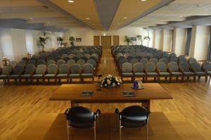 Konferenční prostory v ubytování Constantinou Bros Athena Royal Beach Hotel