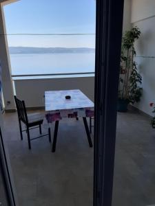 Balkón nebo terasa v ubytování Apartments Davor Ceko