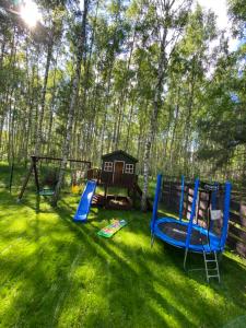 Plac zabaw dla dzieci w obiekcie Pod Brzozą