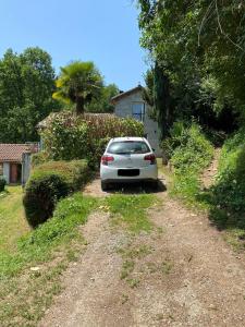 Vonkajšia záhrada v ubytovaní Maison située au Val de Baubère, petite vallée à coté du village de Seix