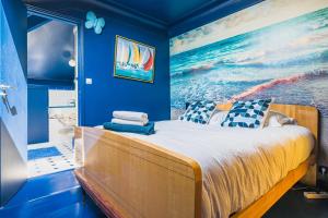 Posteľ alebo postele v izbe v ubytovaní LUXURY VILLA - Casa Di Roma aux portes de paris et disneyland + 19 fotografií