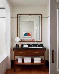 Foto New Yorgis asuva majutusasutuse Nine Orchard galeriist