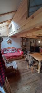 Posteľ alebo postele v izbe v ubytovaní Chalet au ayes + 2 fotografie