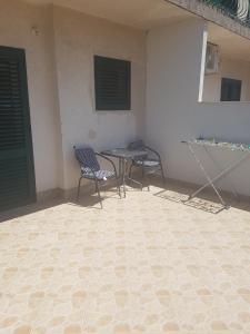 Patio alebo iná vonkajšia časť ubytovania Apartments and rooms with parking space Solaris, Sibenik - 12269