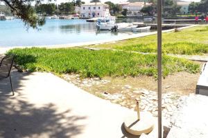 Fotografie z fotogalerie ubytování Apartments by the sea Ilovik, Losinj - 12275 v destinaci Ilovik