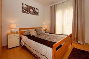 Postel nebo postele na pokoji v ubytování Seaside family friendly house with a swimming pool Vela Luka, Korcula - 12289 + 12 fotografií