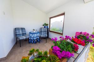 Nespecifikovaný výhled na hory nebo výhled na hory při pohledu z apartmánu