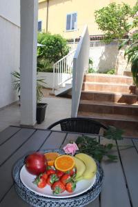 Fotografia z galérie ubytovania Apartments with a parking space Hvar - 12353 v destinácii Hvar