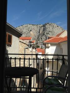 Fotografia z galérie ubytovania Apartments with WiFi Omis - 11836 v Omise